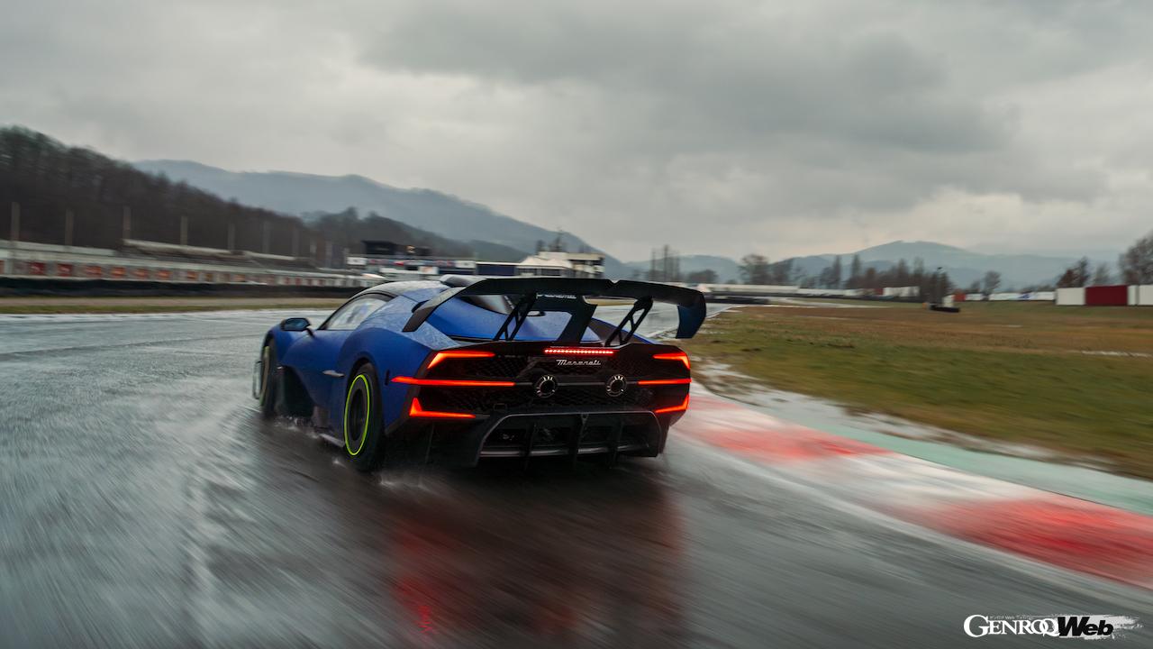 ウェットコンディションの中、サーキットで精力的に走行を繰り返した「マセラティ MCエクストレーマ」。