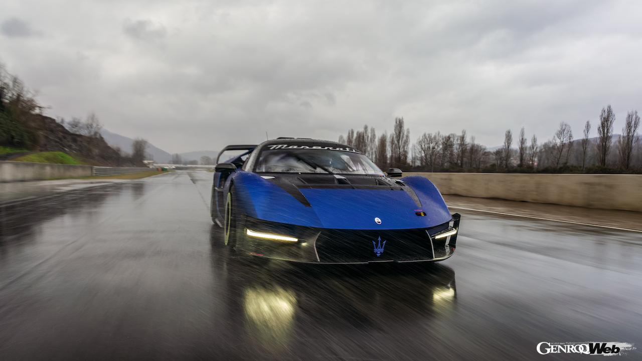 ウェットコンディションの中、サーキットで精力的に走行を繰り返した「マセラティ MCエクストレーマ」。