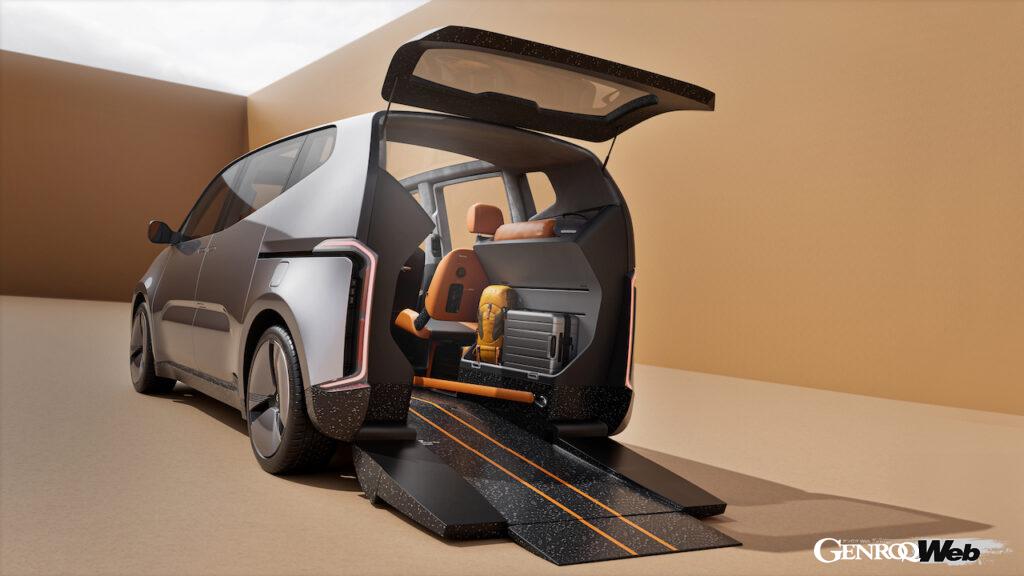 カラムとモタビリティ・オペレーションズが共同開発した「eヴィータ コンセプト」の車椅子用専用装備。