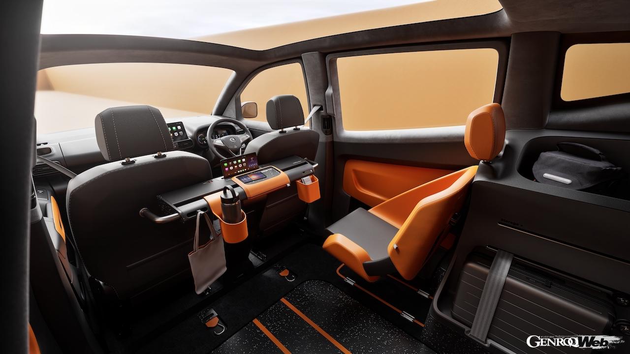 カラムとモタビリティ・オペレーションズが共同開発した「eヴィータ コンセプト」のインテリア。