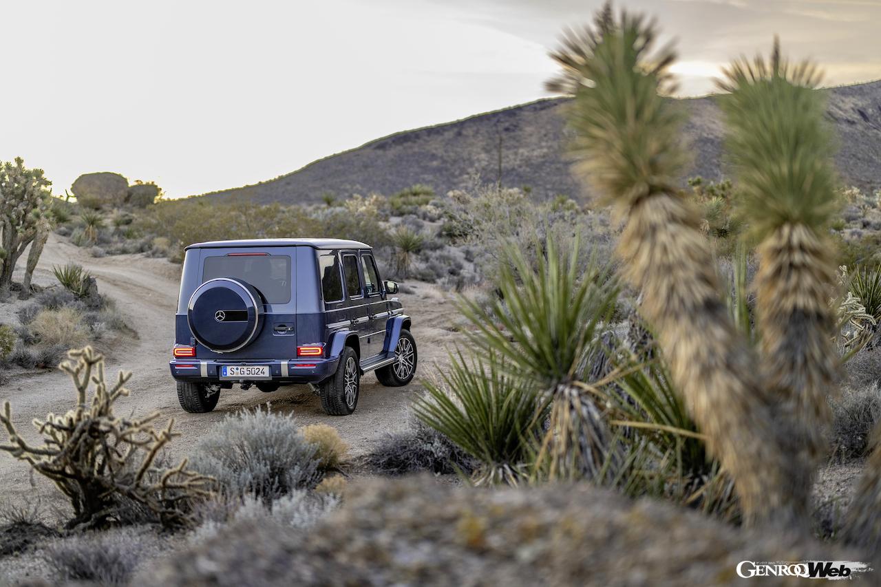 「メルセデス・ベンツ Gクラス」改良新型の走行シーン。