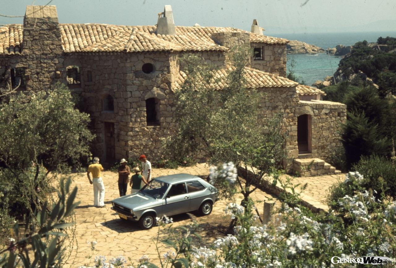 1974年のデビューから50周年を迎えた、アウディ 50。