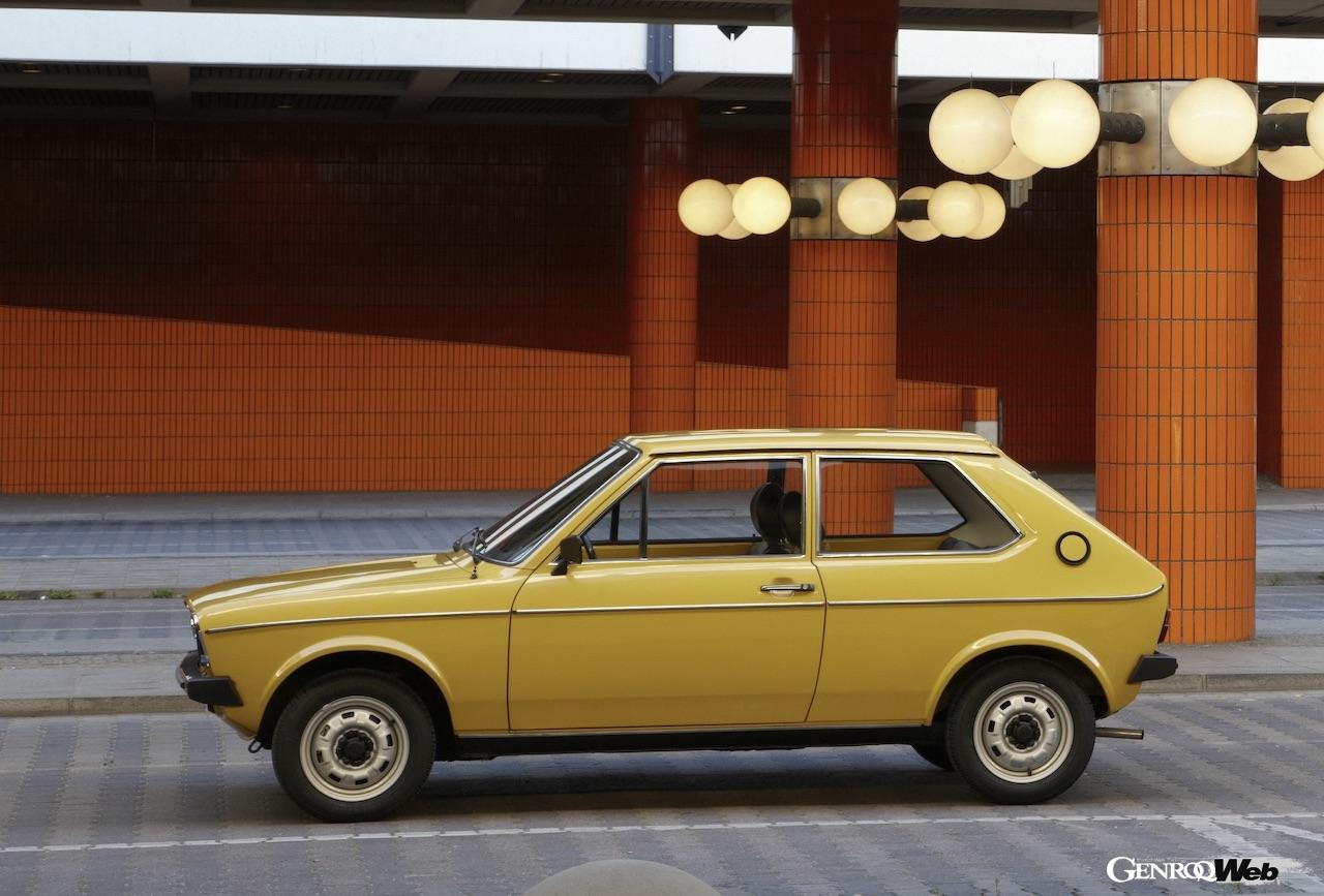 1974年のデビューから50周年を迎えた、アウディ 50。