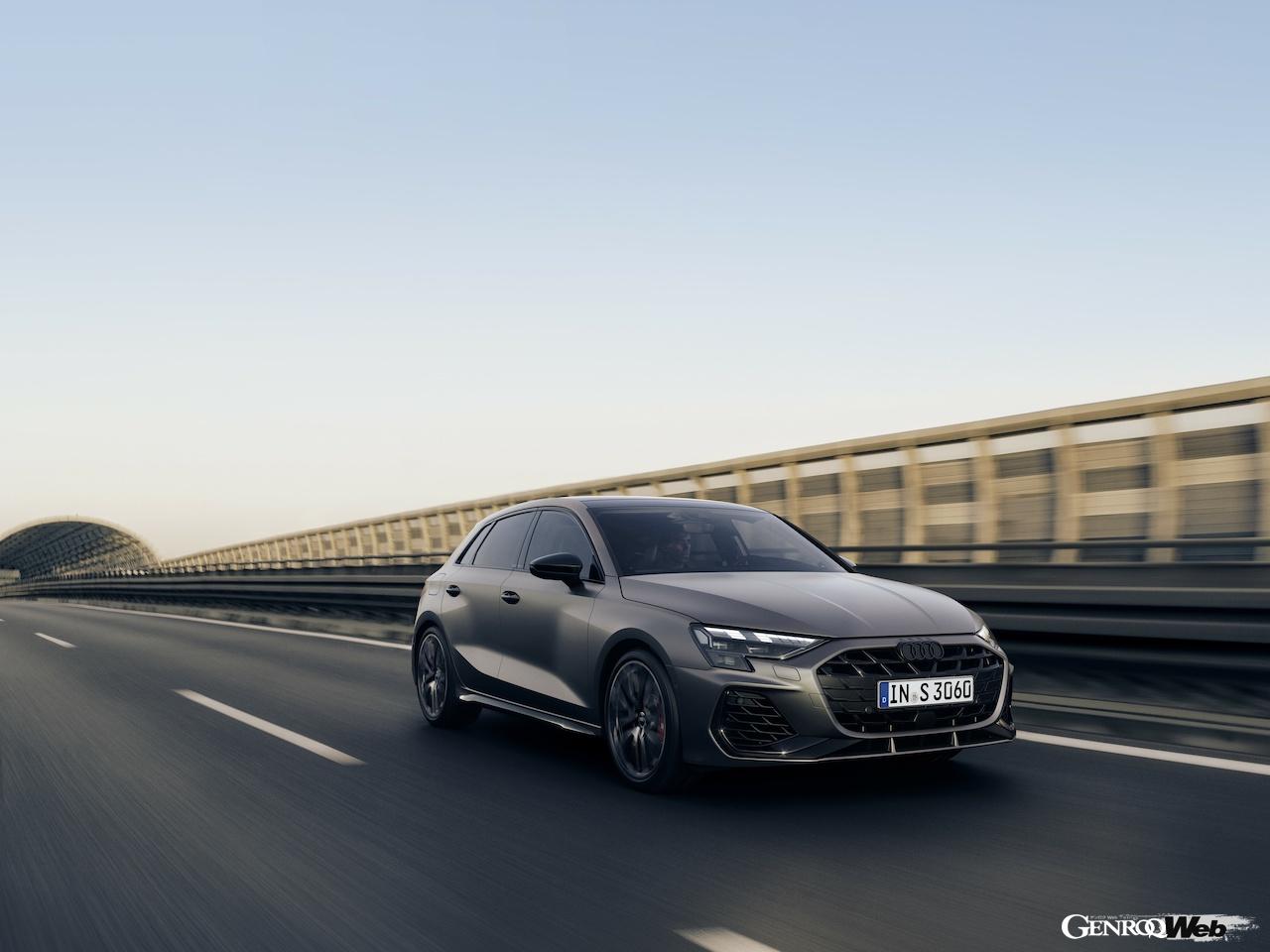 「アウディ A3 スポーツバック」改良新型の走行シーン。