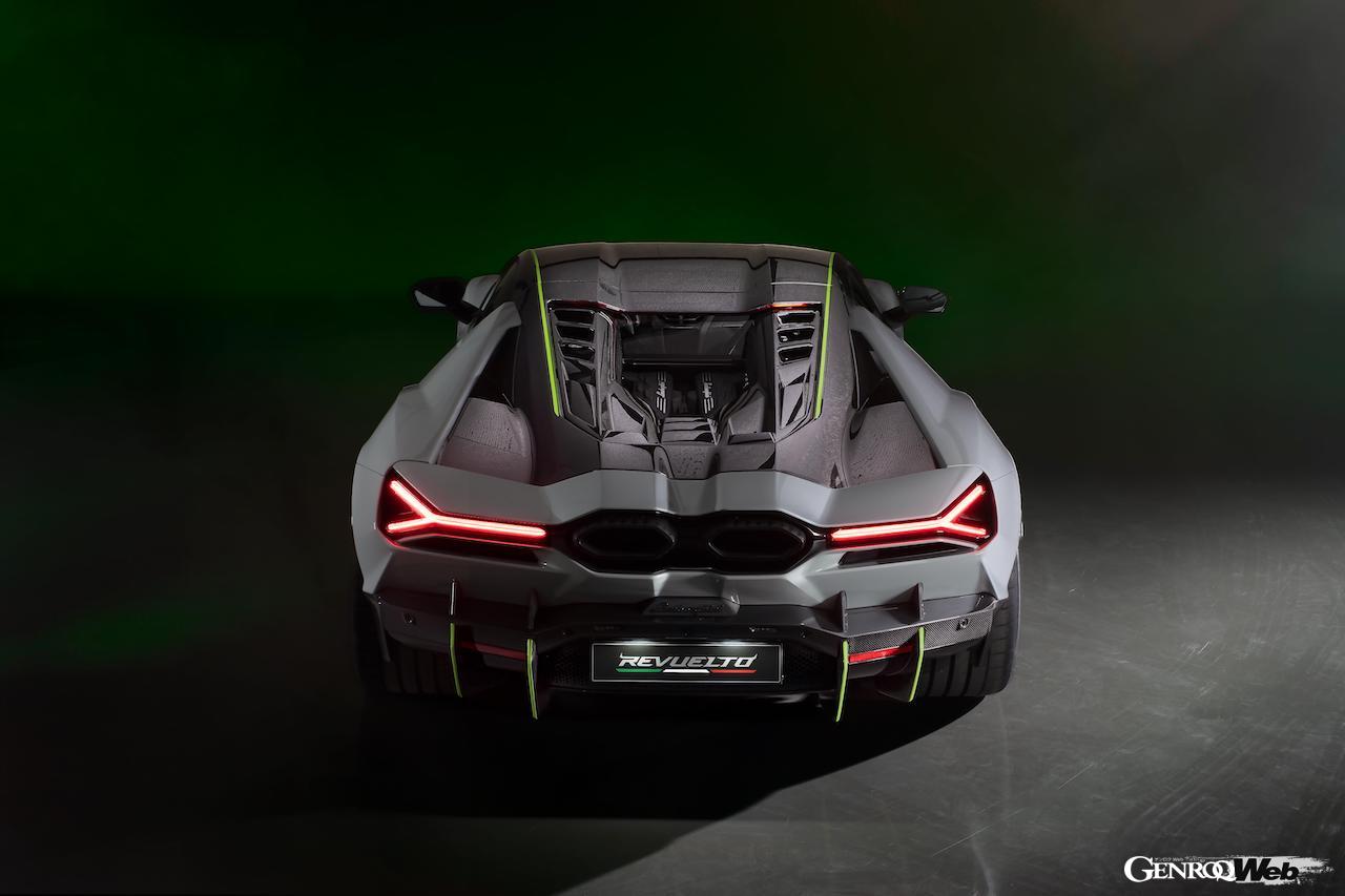 ランボルギーニ・アリーナ記念仕様のエクステリアを採用した、アド・ペルソナム仕様のランボルギーニ エヴエルト。