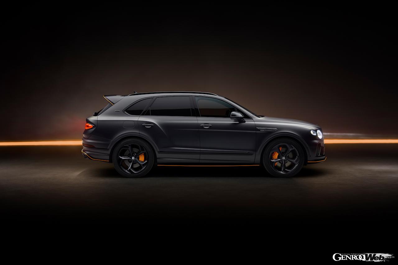 「ベントレー ベンテイガ S ブラックエディション」のエクステリア。