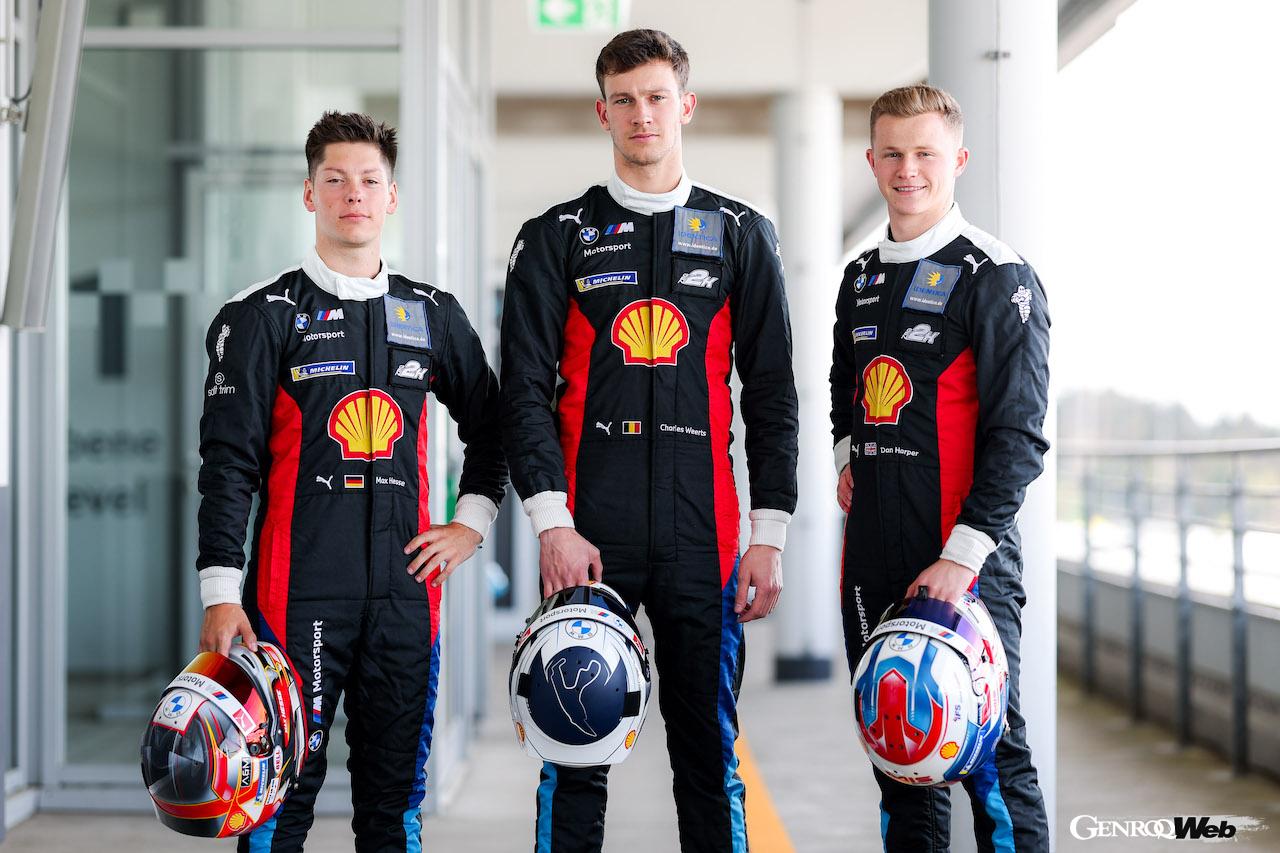 ROWEレーシングのM4 GT3 98号車をドライブする、ラファエレ・マルチェロ、マキシム・マルタン、マルコ・ヴィットマンの3人。