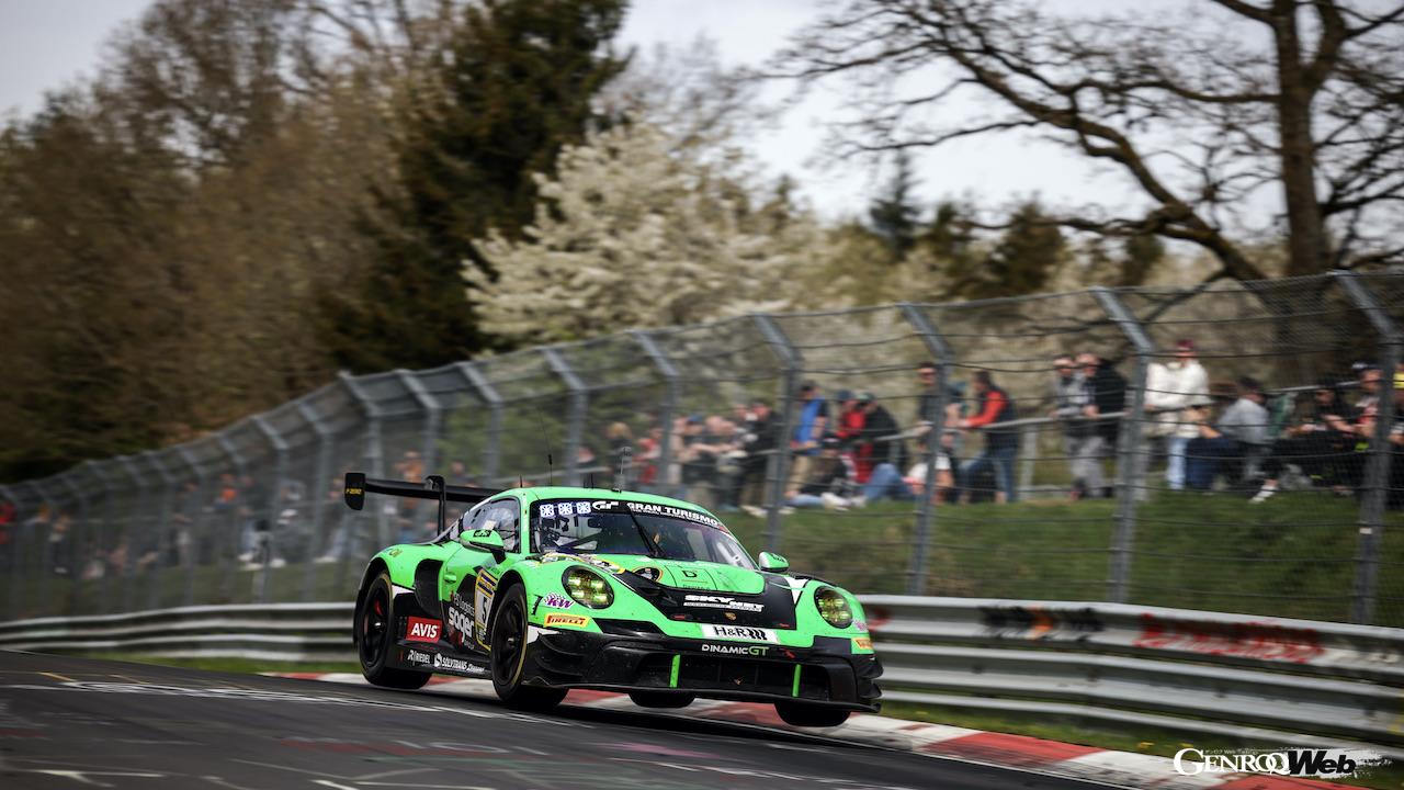 ニュルブルクリンク24時間予選レースに参戦した、ポルシェ 911 GT3 R。