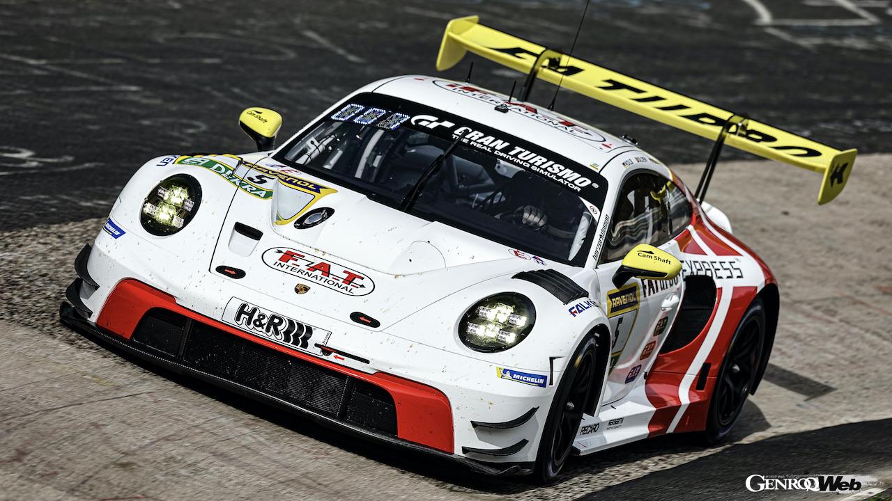 ニュルブルクリンク24時間予選レースに参戦した、ポルシェ 911 GT3 R。