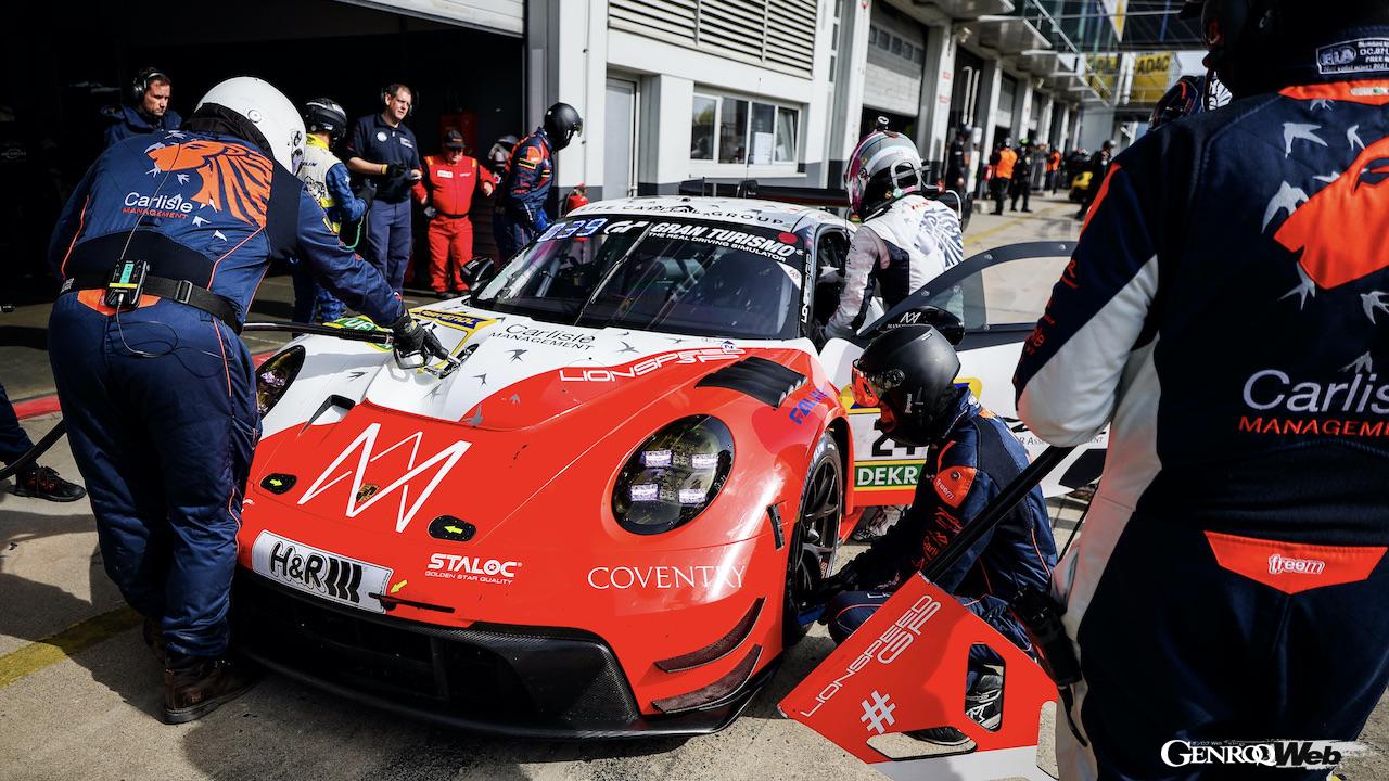 ニュルブルクリンク24時間予選レースに参戦した、ポルシェ 911 GT3 R。