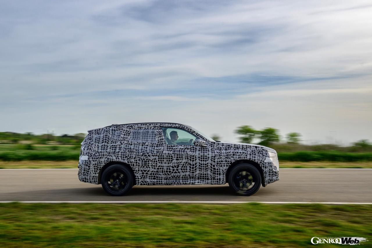 BMWはフランスのミラマスで行われた、新型「BMW X3」のテスト写真を公開した。