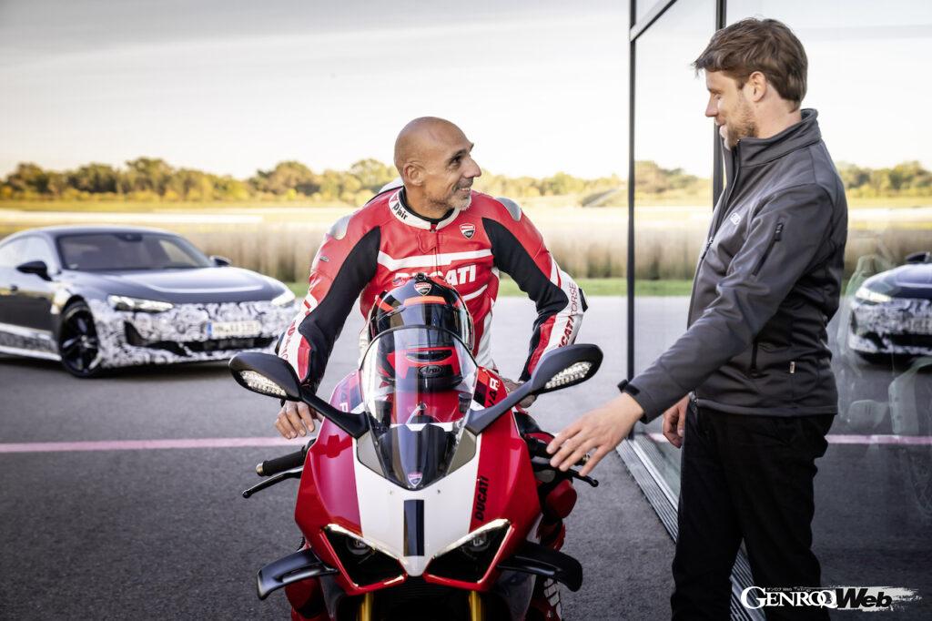 アレッサンドロ・ヴァリア(左)とヤーン・マテス・ライリング(右)。