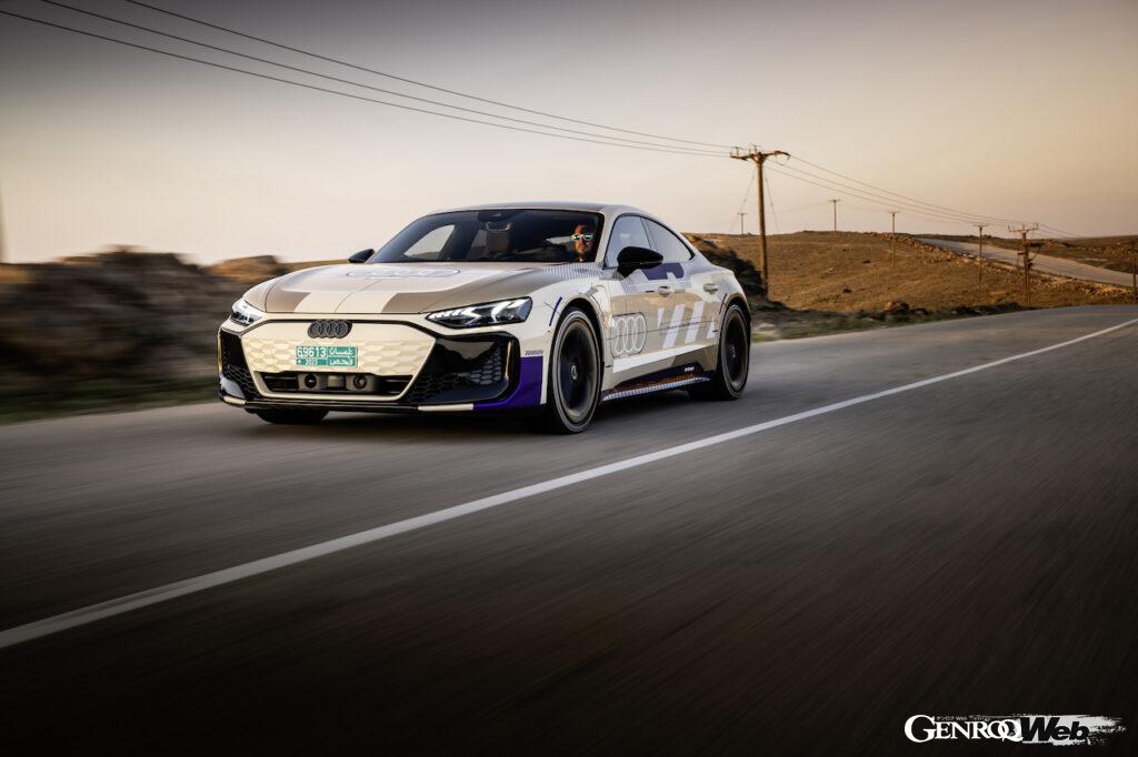 アウディはヴァリアのために、アウディ e-tron GT クワトロのプロトタイプを用意した。