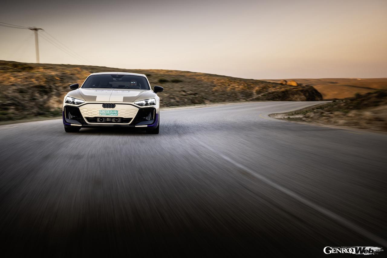 アウディはヴァリアのために、アウディ e-tron GT クワトロのプロトタイプを用意した。