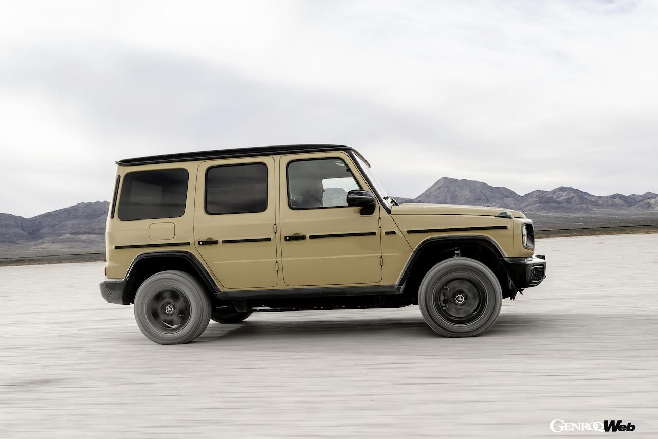 フル電動クロスカントリー4WD「メルセデス・ベンツ G 580 with EQ テクノロジー」の走行シーン。