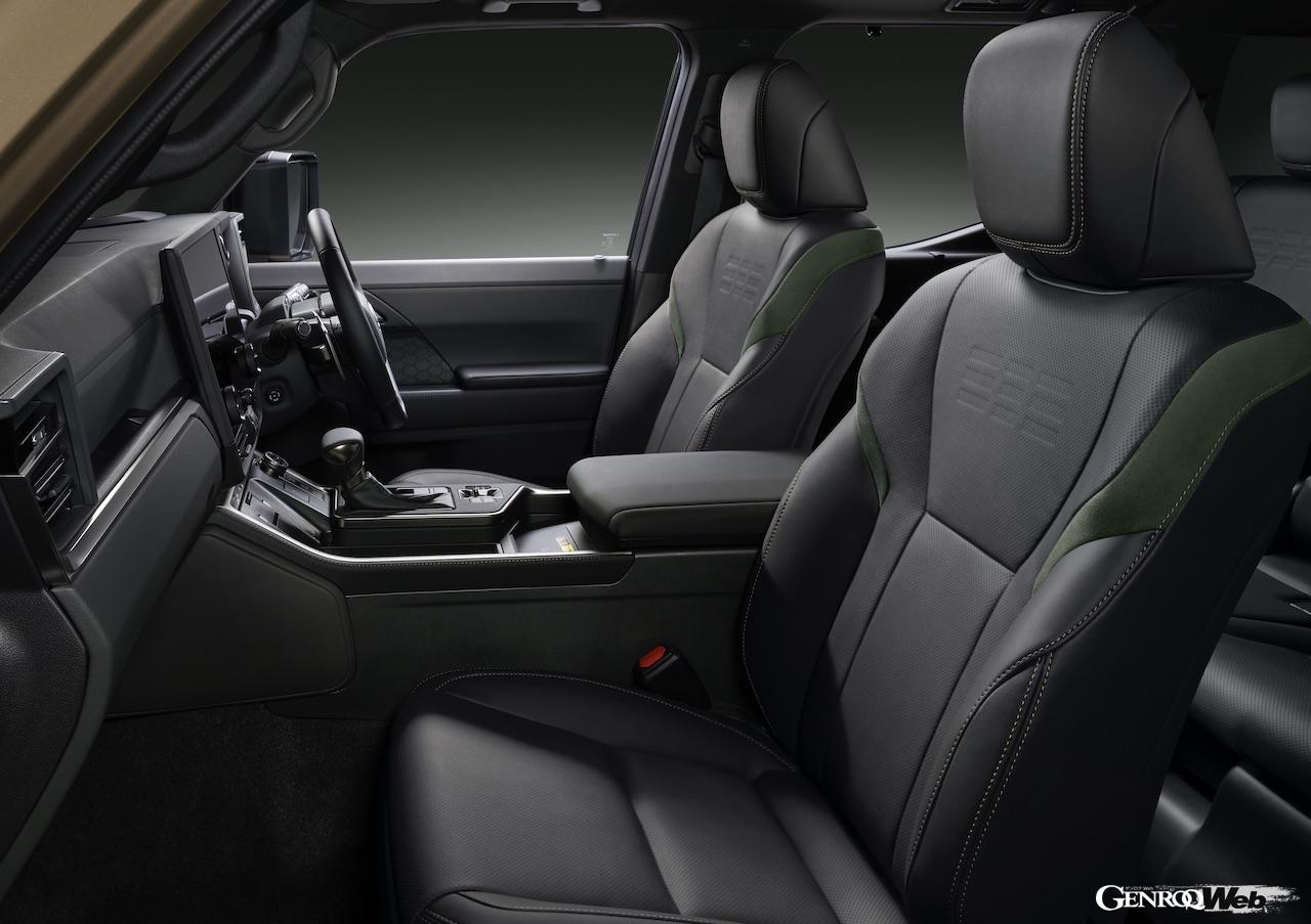 100台が先行導入される「レクサス GX550 “OVERTRAIL+”」のインテリア。