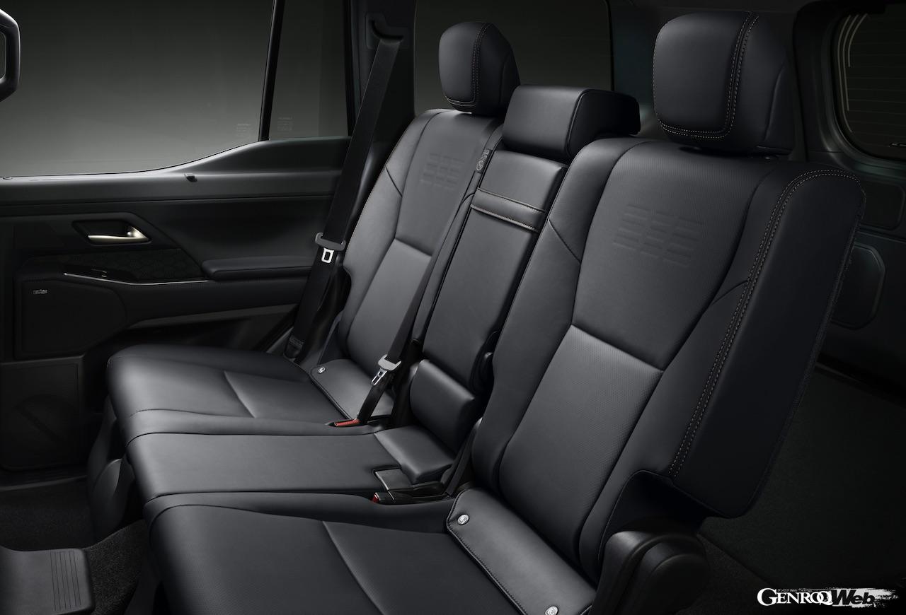 100台が先行導入される「レクサス GX550 “OVERTRAIL+”」のインテリア。