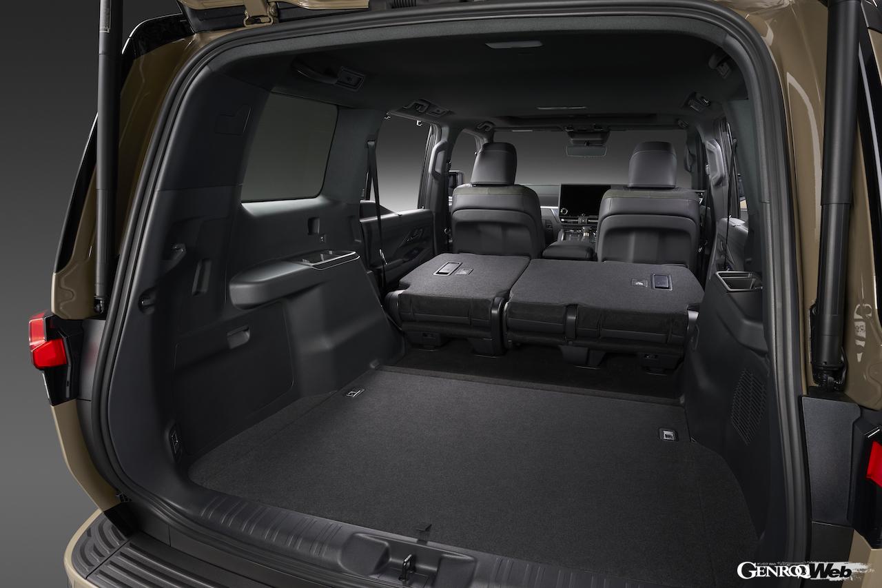 100台が先行導入される「レクサス GX550 “OVERTRAIL+”」のラゲッジスペース。