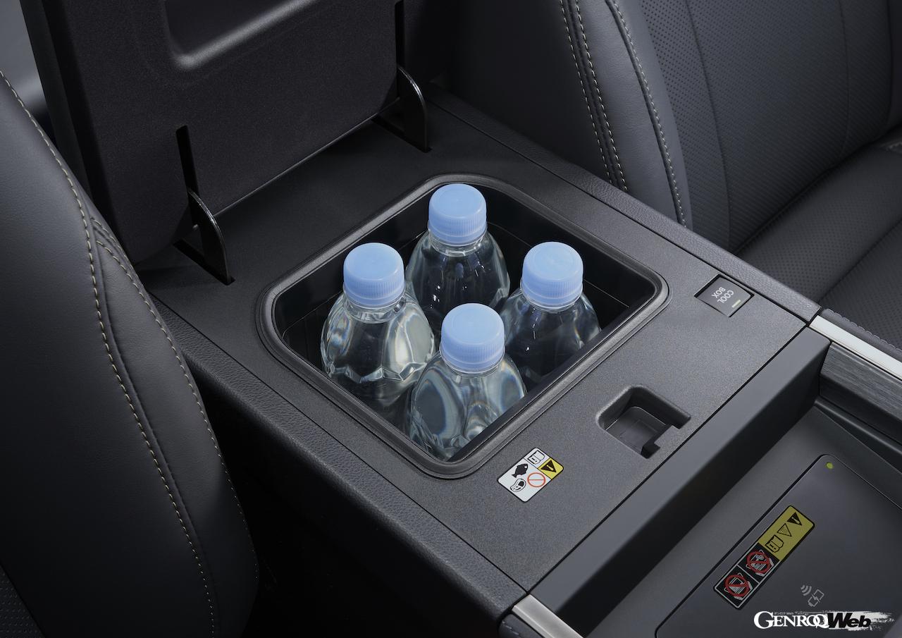 100台が先行導入される「レクサス GX550 “OVERTRAIL+”」のインテリア。