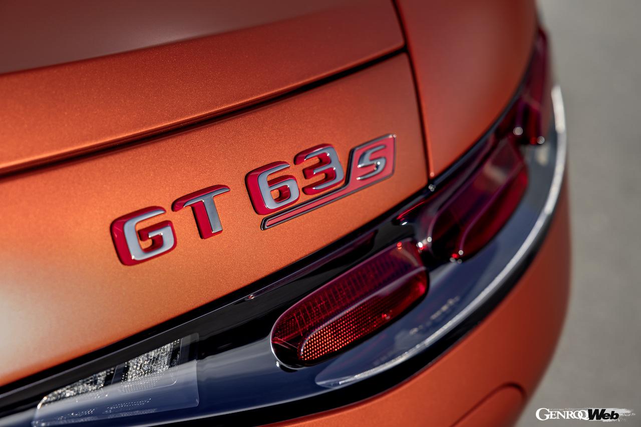 トップパフォーマンスモデル「メルセデス AMG GT 63 S E パフォーマンス」のエクステリア。