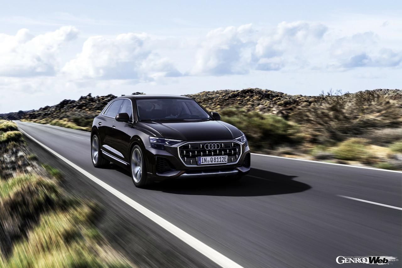 「アウディ Q8 60 TFSI e クワトロ」改良新型の走行シーン。