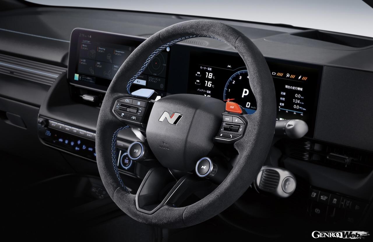 ヒョンデ初のパフォーマンスEV「アイオニック 5 N」のインテリア。