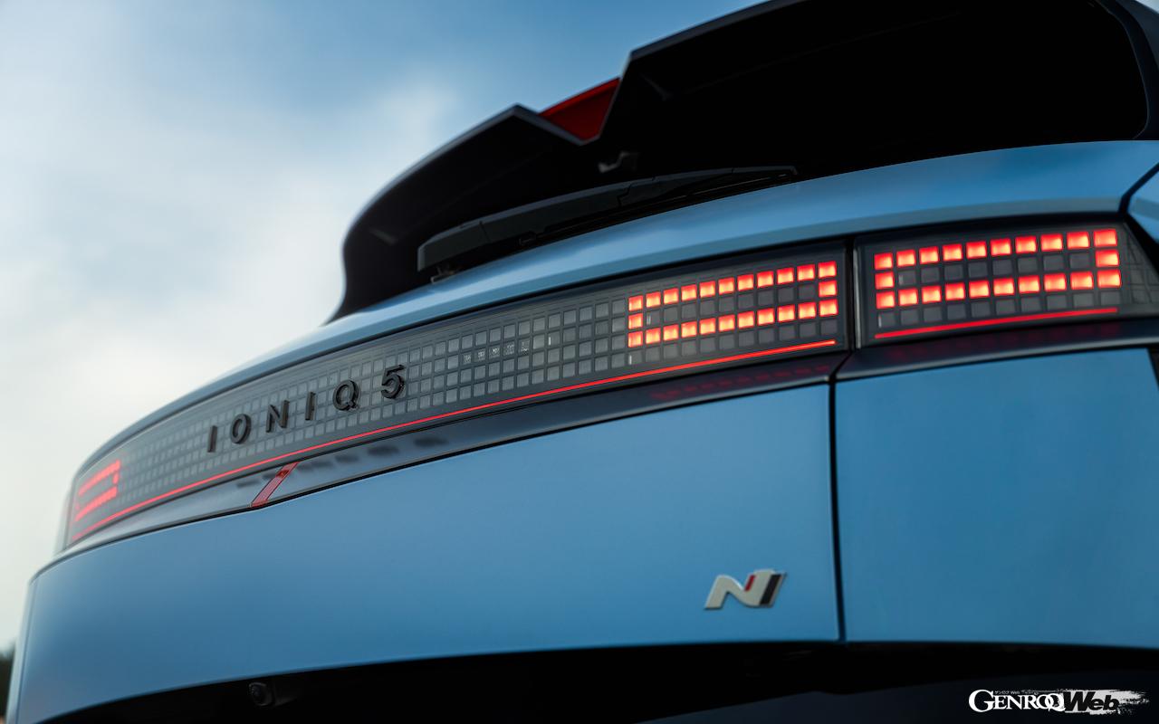ヒョンデ初のパフォーマンスEV「アイオニック 5 N」のエクステリア。