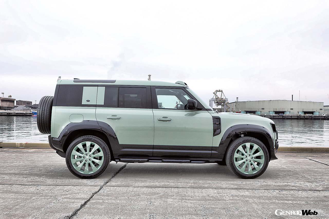 スタイリッシュなダクトデザインに英国国旗をあしらった、アーバンオートモーティブのブリティッシュフェンダーサイドベント。