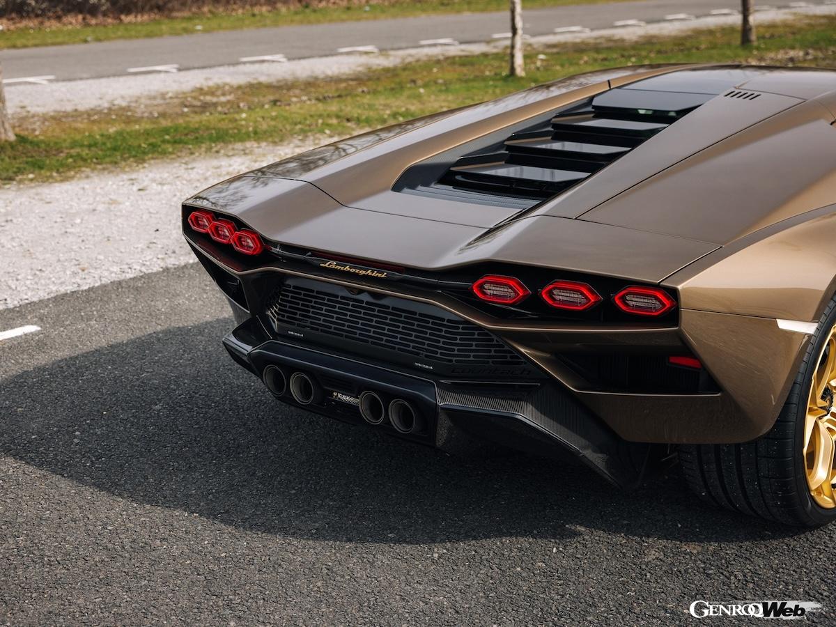 ランボルギーニ カウンタック LPI800-4