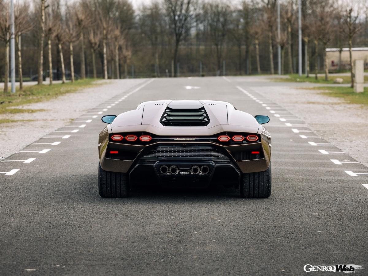 ランボルギーニ カウンタック LPI800-4