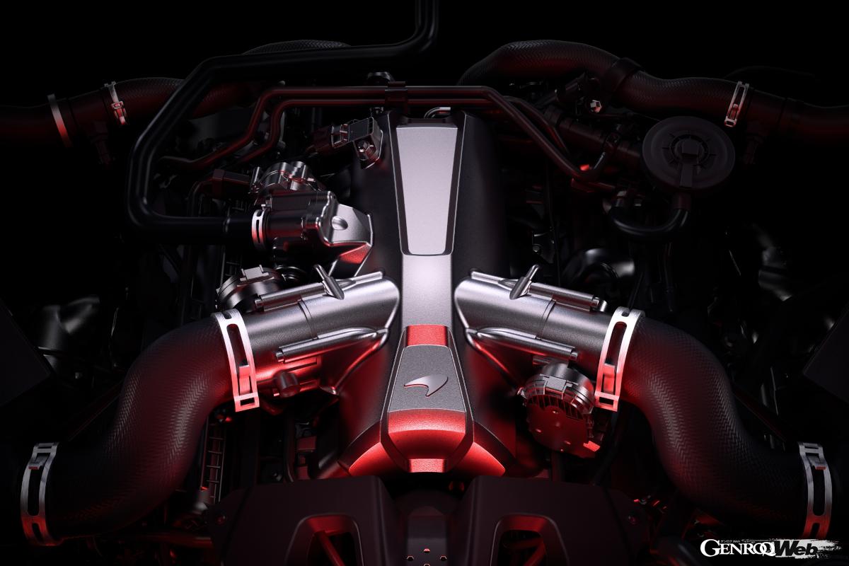リヤミッドに搭載される4.0リッターV型8気筒ツインターボエンジン。最高出力は車名のとおり750PS、最大トルクは800Nmを発揮する。