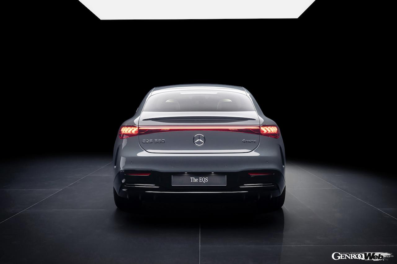 フル電動フラッグシップ「メルセデス・ベンツ EQS」改良新型のエクステリア。