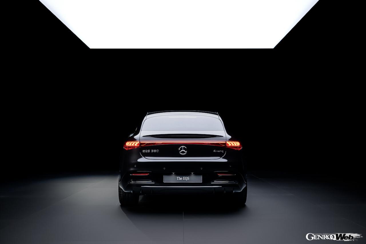 フル電動フラッグシップ「メルセデス・ベンツ EQS」改良新型のエクステリア。