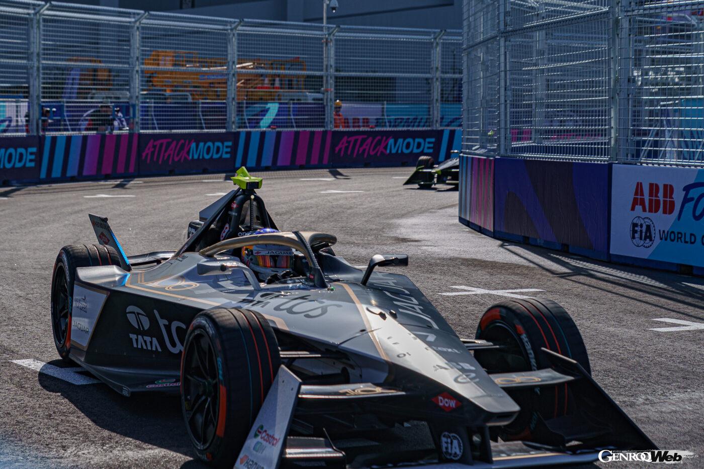 ドライバーが操作しやすい特性づくりにもソフトウェアは大きな役割を果たしているそうだ。