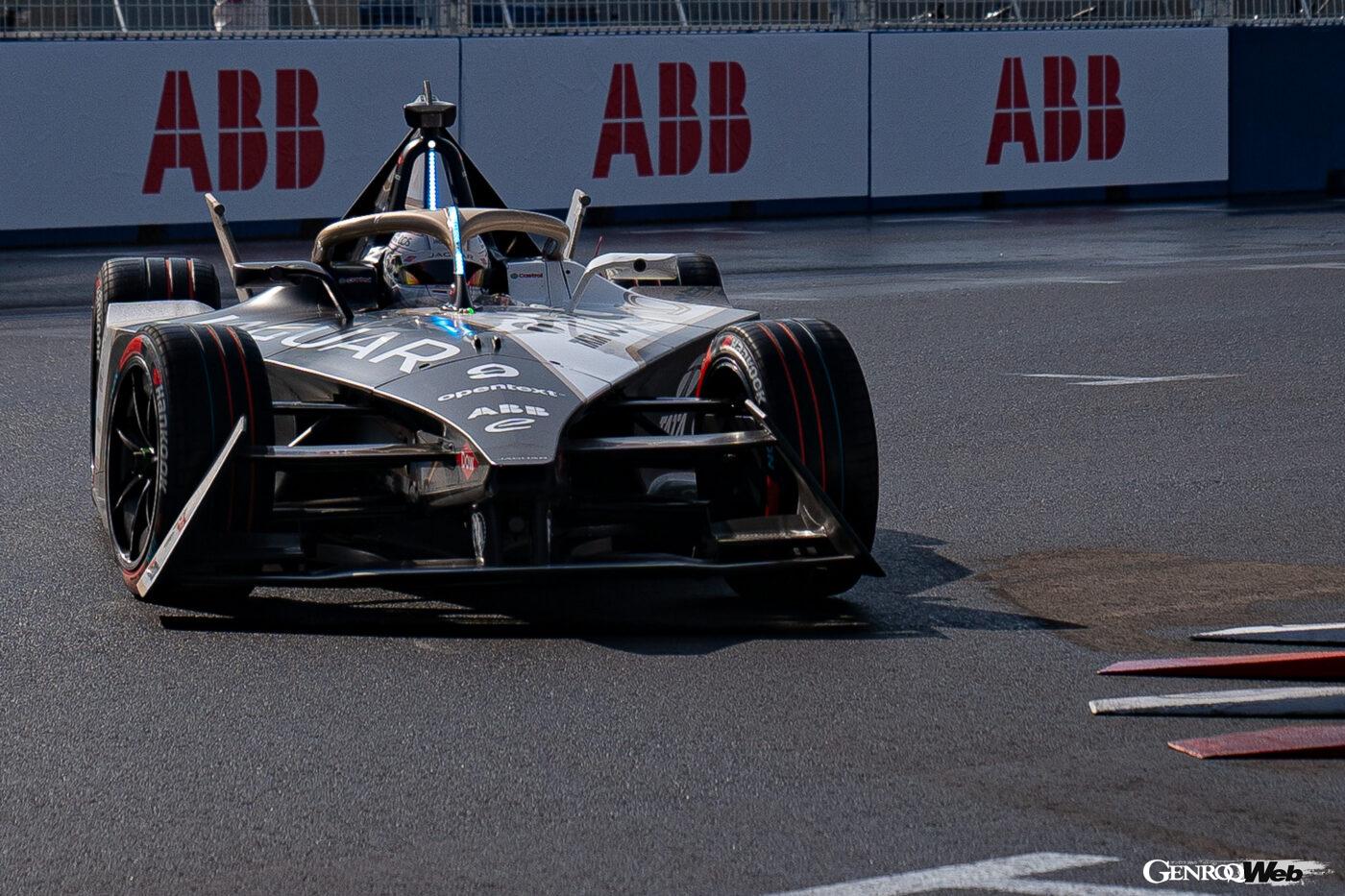 昨シーズンからの好調を維持し、ジャガーレーシングはチームおよびドライバー選手権ともにランキングトップで来日した。