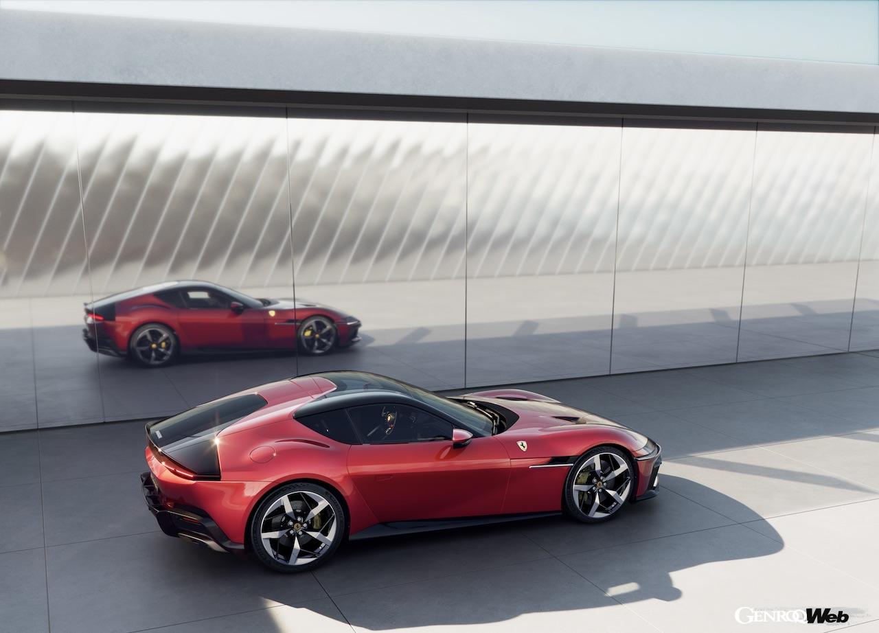 6.5リッターV型12気筒自然吸気エンジンをフロントミッド搭載する「フェラーリ 12チリンドリ」のエクステリア。