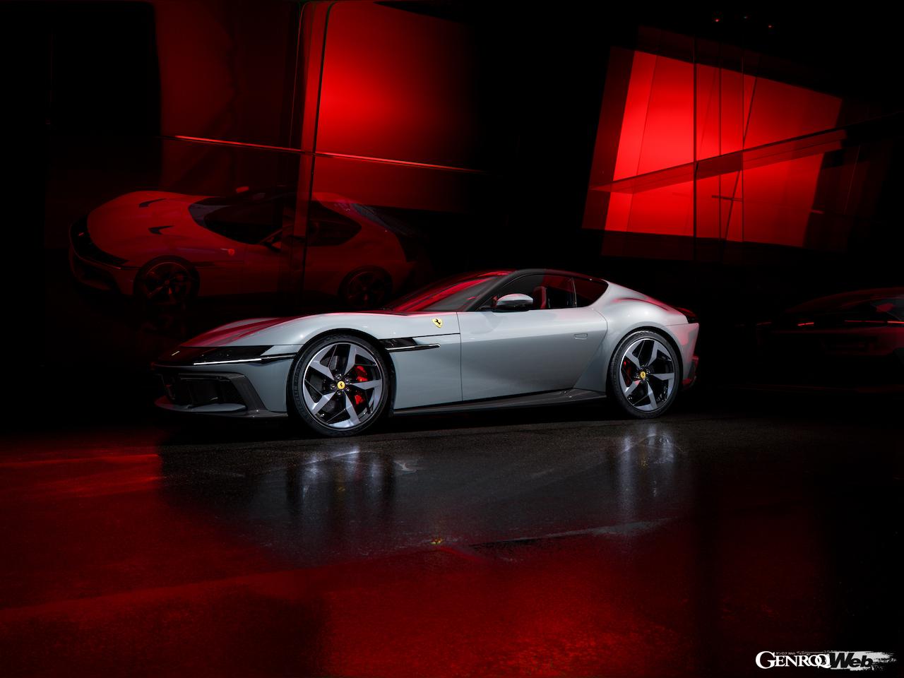 6.5リッターV型12気筒自然吸気エンジンをフロントミッド搭載する「フェラーリ 12チリンドリ」のエクステリア。