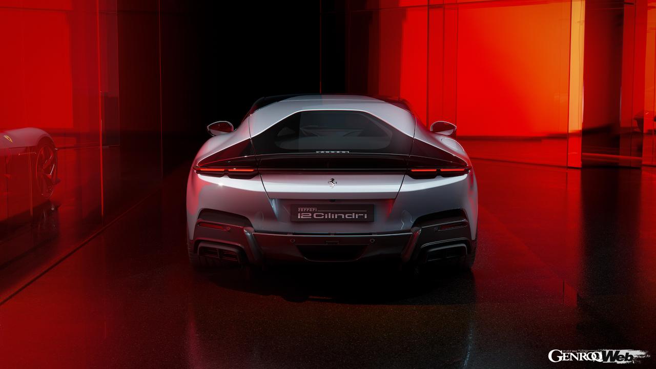 6.5リッターV型12気筒自然吸気エンジンをフロントミッド搭載する「フェラーリ 12チリンドリ」のエクステリア。
