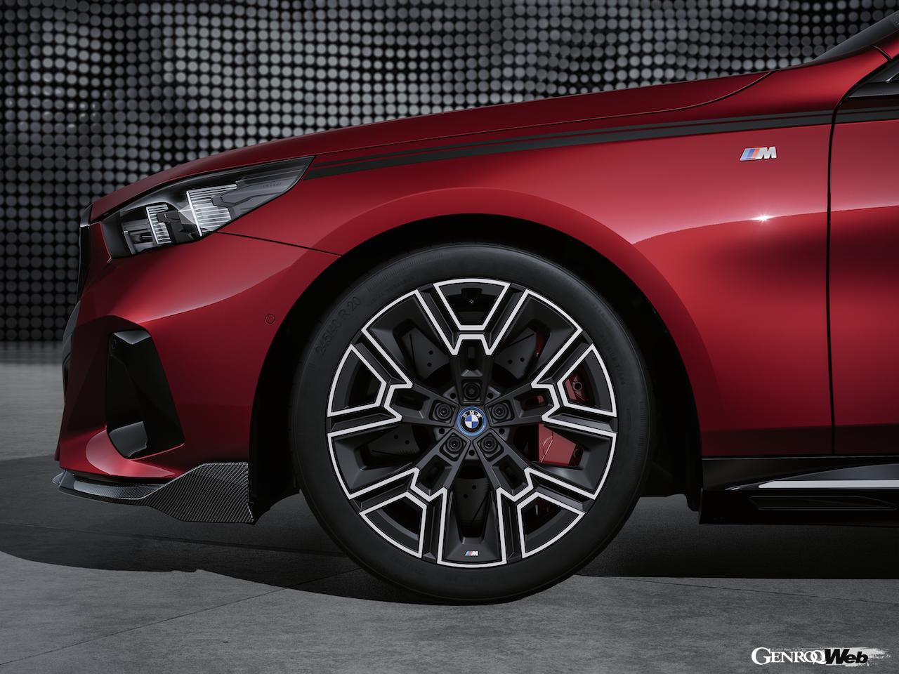 BMW 純正19インチ アルミホイール 4本セット　5シリーズ　ツーリングに使用 BMW 3シリーズツーリングに5シリーズ純正19インチを試着
