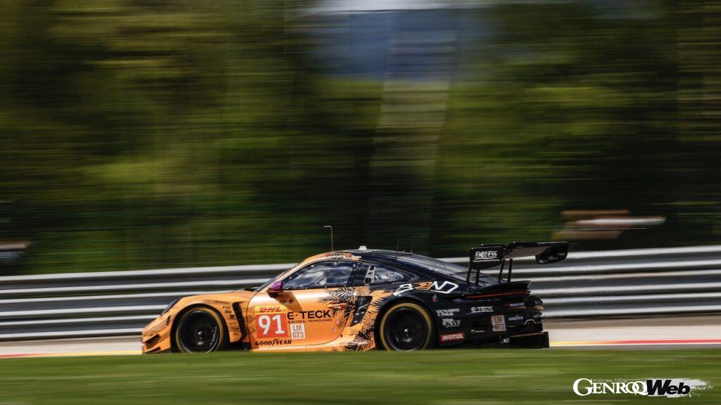 一時は順位を落としながらも、チームメイトの92号車を従えて、マンタイ・EMAのポルシェ 911 GT3 R 91号車がシーズン初勝利を飾った。