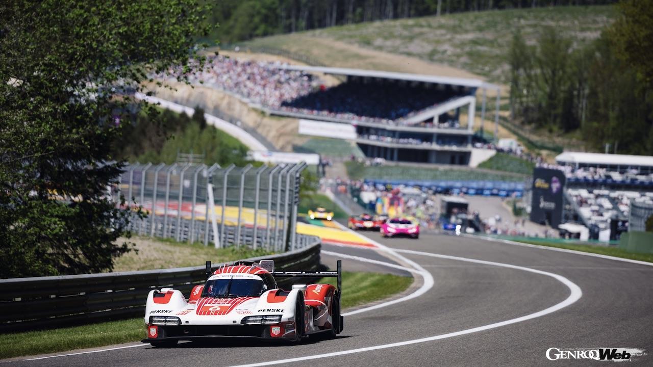 アクシデントによるリタイアに終わった、ポルシェ・ペンスキー・モータースポーツ 963の5号車。