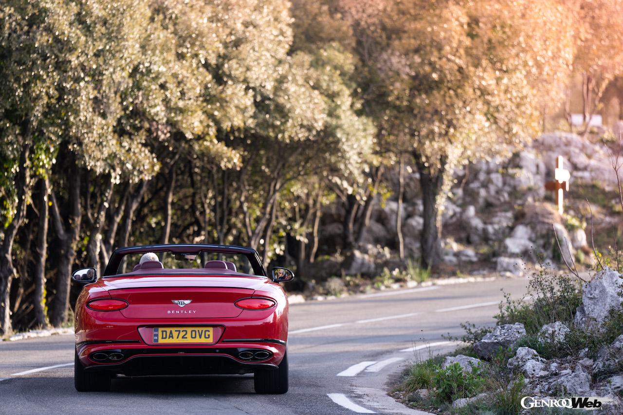 ベントレーは、コンチネンタル GT／コンチネンタル GTC、フライングスパーに搭載される、V型8気筒エンジンの生産終了を発表した。