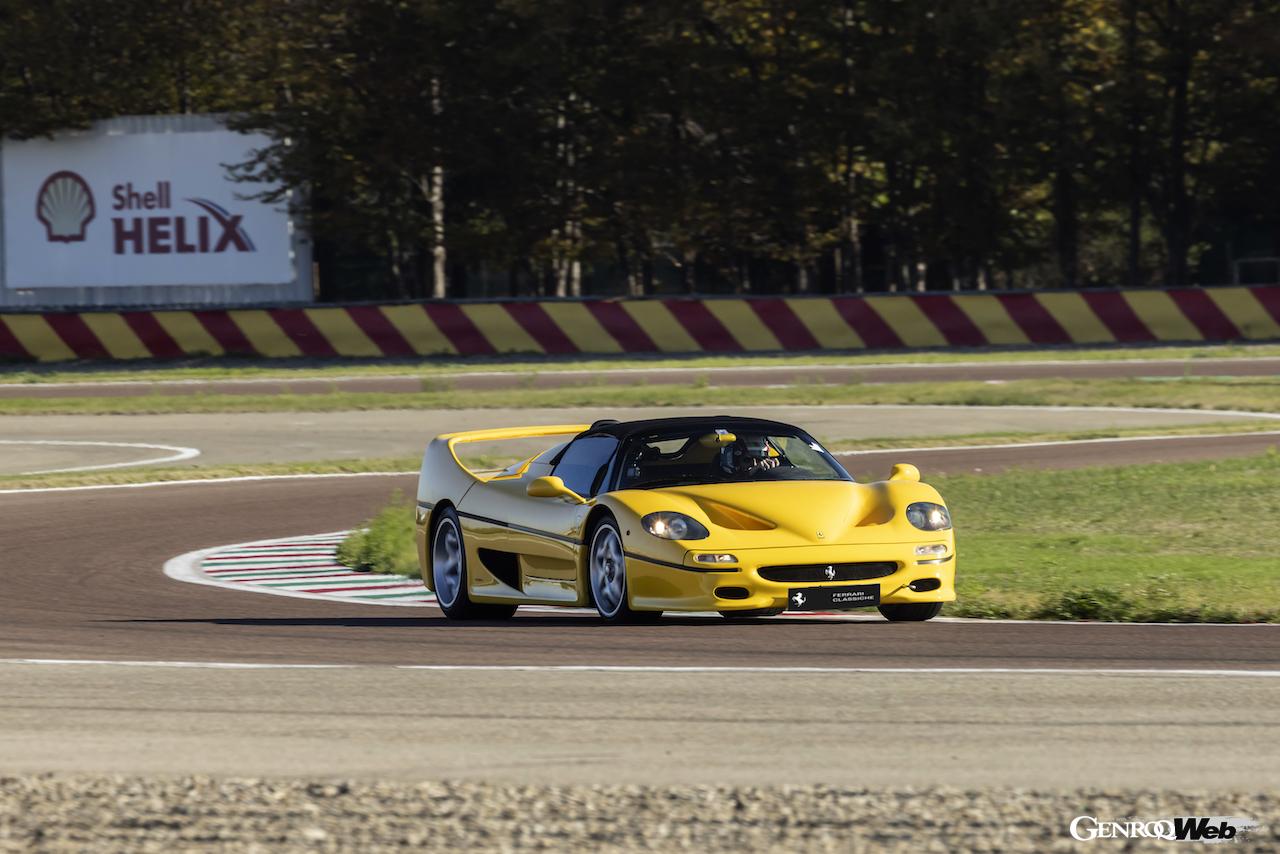 フェラーリは、ピレリがアフターマーケット用に販売するF40／F50用タイヤ、「Pゼロ」と「Pゼロ コルサ システム」の使用承認も行なった。