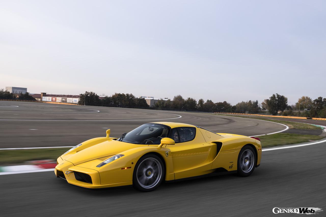 ピレリとフェラーリは、エンツォ フェラーリのために専用開発された「Pゼロ コルサ システム」のテストを完了したた。
