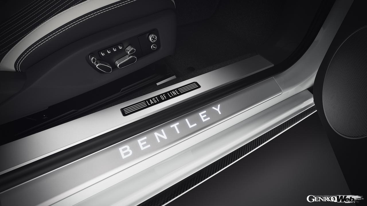 「ベントレー コンチネンタル GT アズール ラスト・オブ・ライン コレクション」のインテリア。