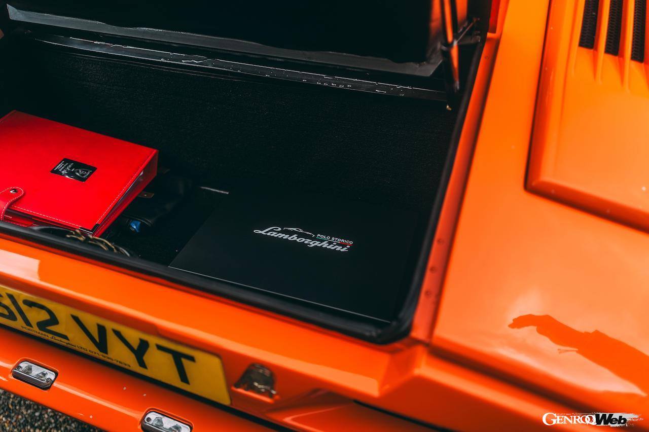 コンコルソ・デレガンツァ・ヴィラ・デステに展示された、1988年製ランボルギーニ カウンタック25thアニバーサリー。