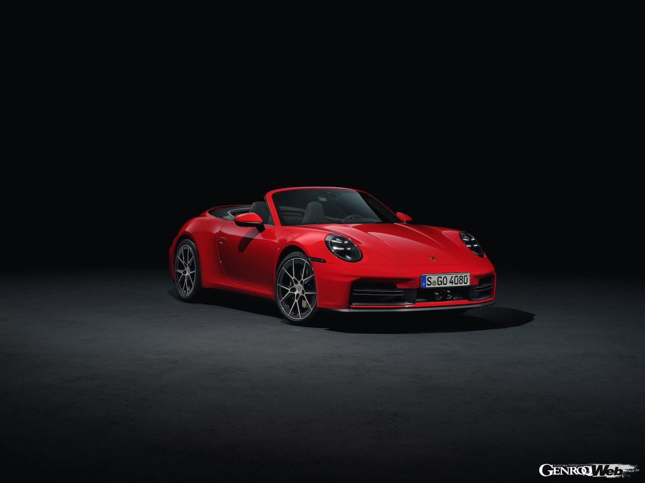 新型「ポルシェ 911 カレラ カブリオレ」のエクステリア。