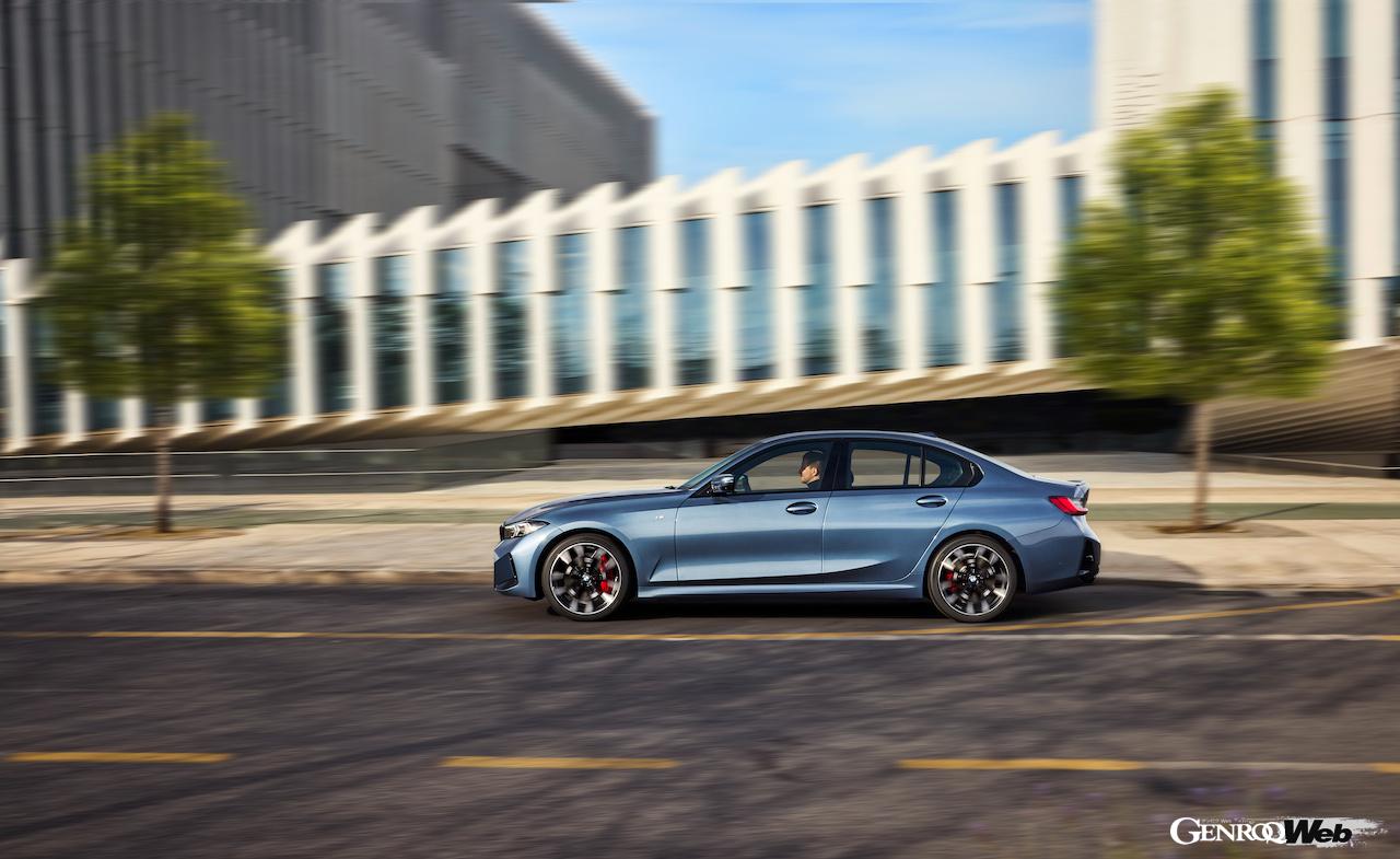 新型「BMW 3シリーズ セダン」の走行シーン。
