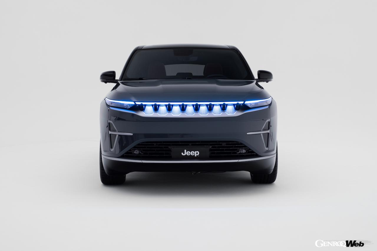 初のグローバル市場向けEVとして開発された「ジープ ワゴニア S」のエクステリア。