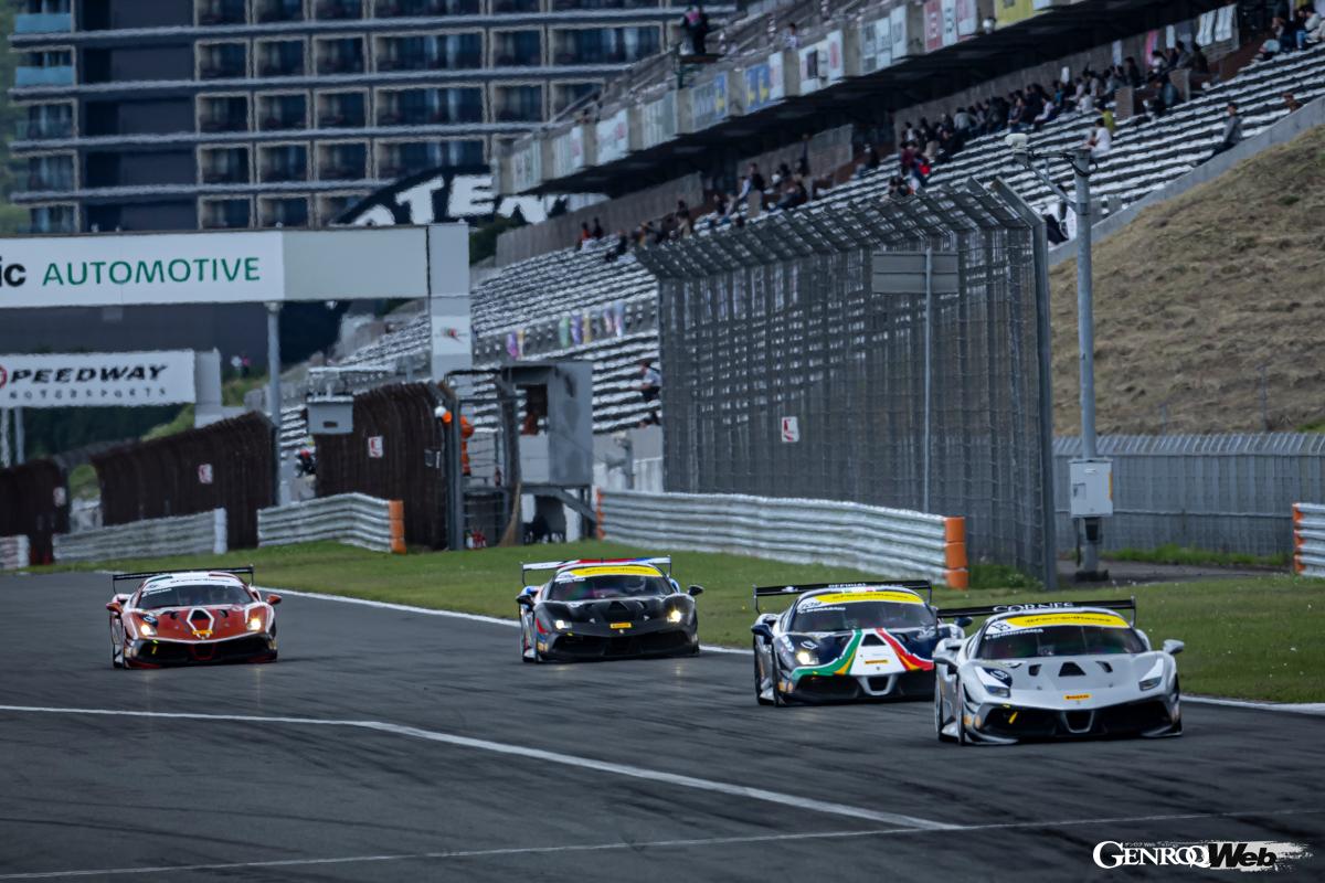 3台による激しい接近戦。コッパ・シェル・クラスを制したTsutomu SHIMOYAMAが嬉しい初優勝。